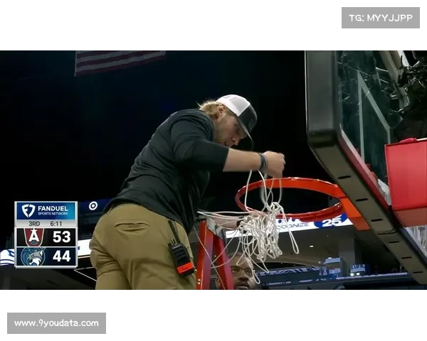 山猫核心科利尔伤停主帅遭禁赛,球队半决赛遭逆转