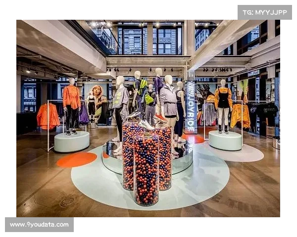 耐克女性零售空间提供个性化造型咨询与运动讲座